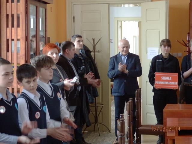 MŁODZIEŻ ZAPOBIEGA POŻAROM 2